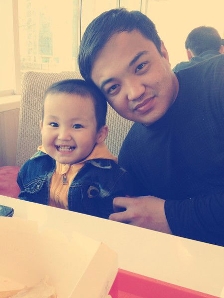 Болат Искаков