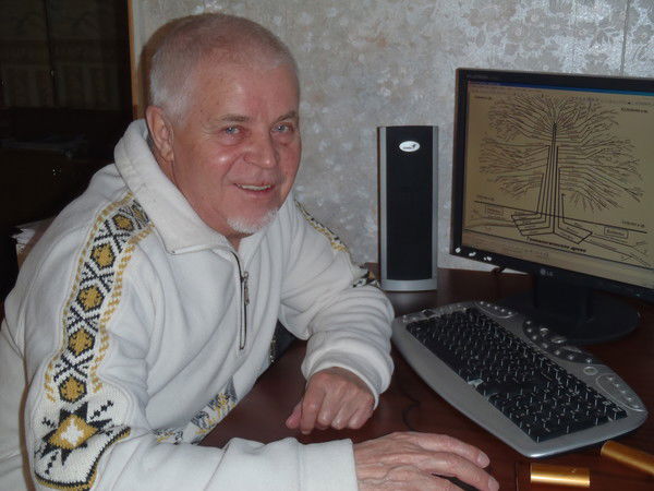 Михаил Бобров