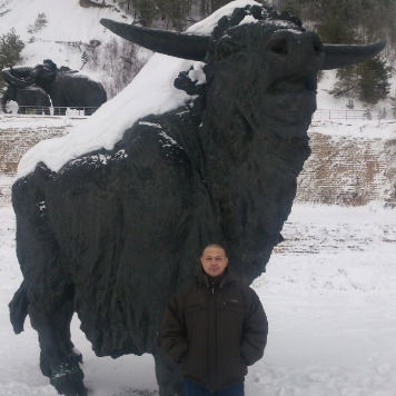 Борис Гутнов