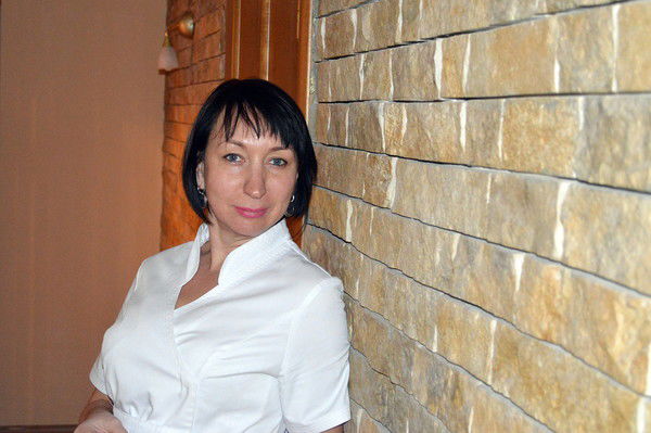 Елена Антонова