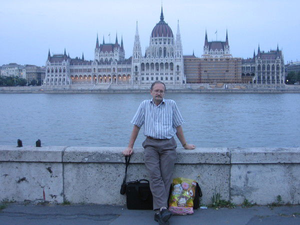 Геннадий Петров