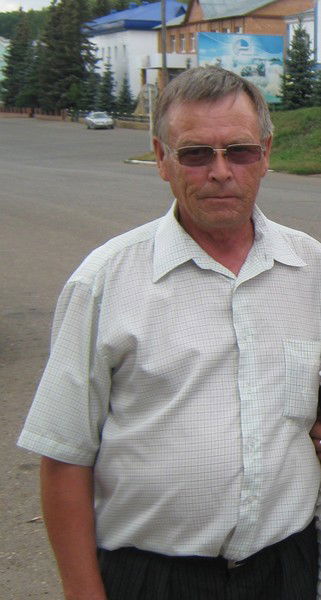 Петр Петров