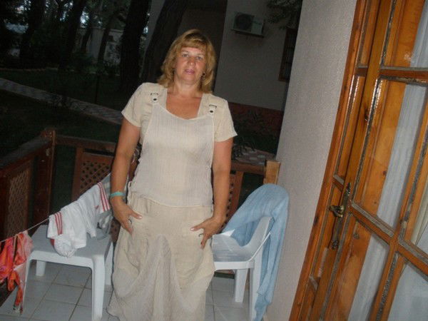 Нина Попова