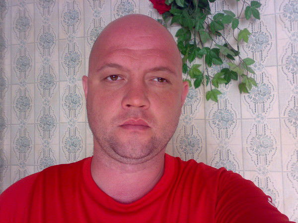 Леонид Русанов