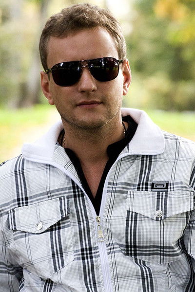 Комар Васильев