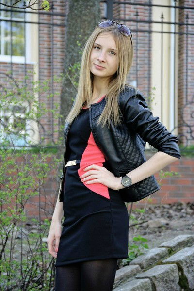 Анжелика ****