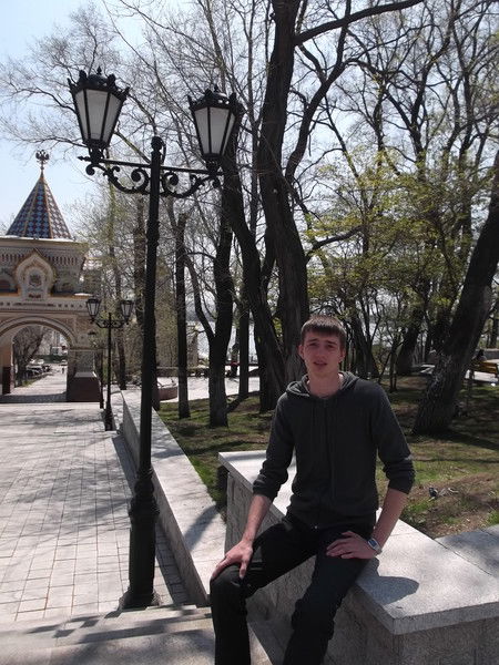 Сергей Антонцев