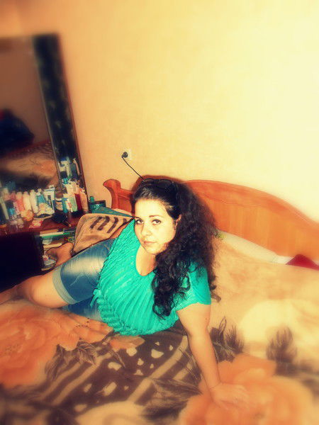 Елена Кожукар