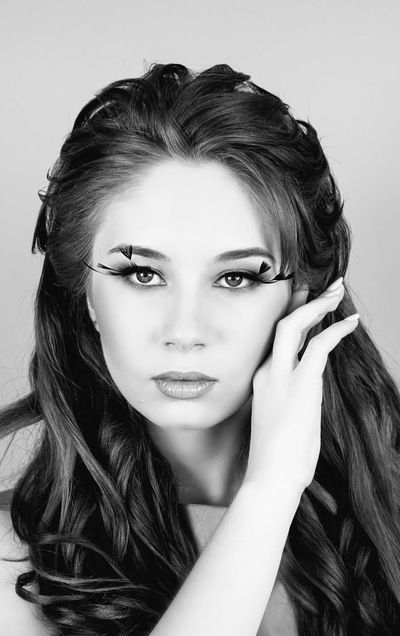 Илона Шустова