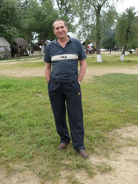 Виктор Михайлов