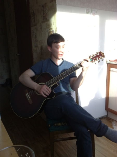 Денис Третиников