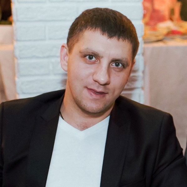 Дмитрий Попов