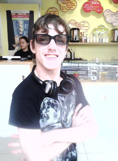 Константин Лавров