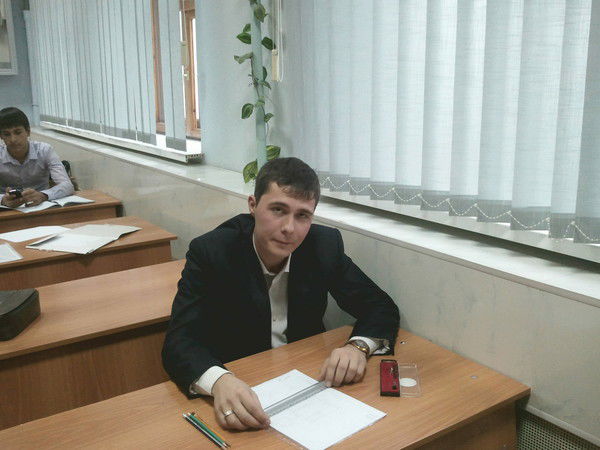 Рустам Ахмедов