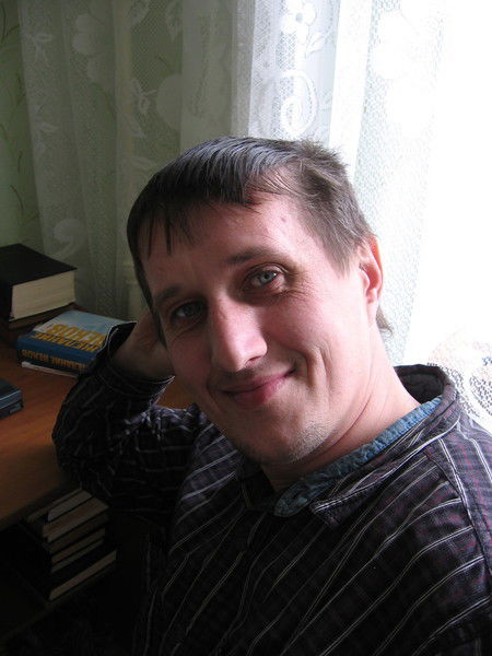 Максим Белов