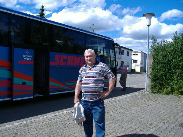 Александр Лавров