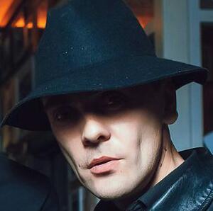 Алмаз Аманов