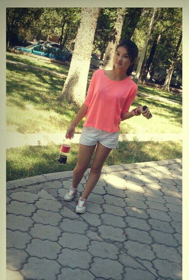 Асина Таалайбекова