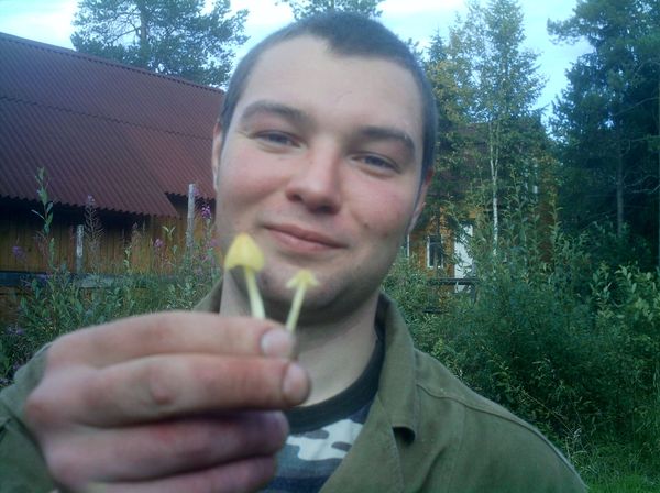 Антон Борисов