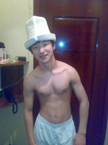 М@рлен Тагайбек Уулу