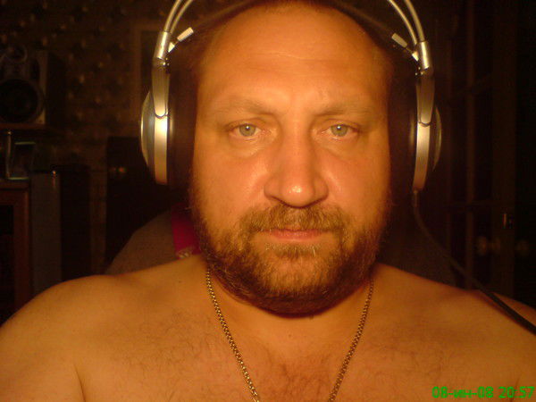 Виталий Маркин