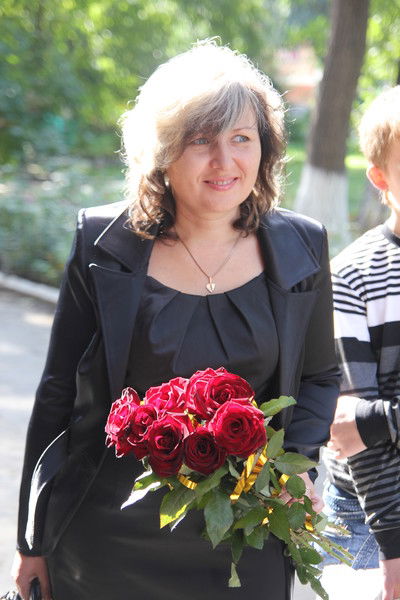 Лариса Варшавська