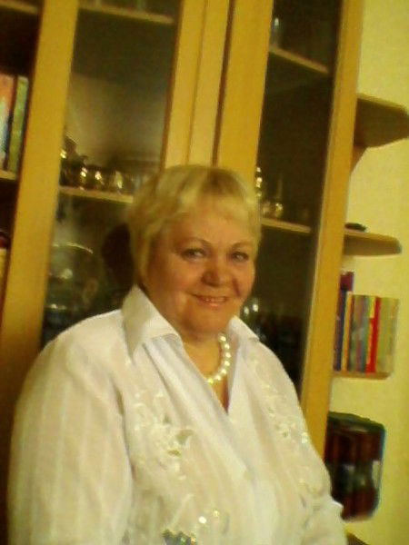 Людмила Полякова