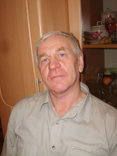 Александр Плотников