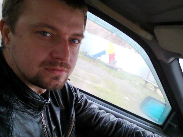 Анатолий Ростов