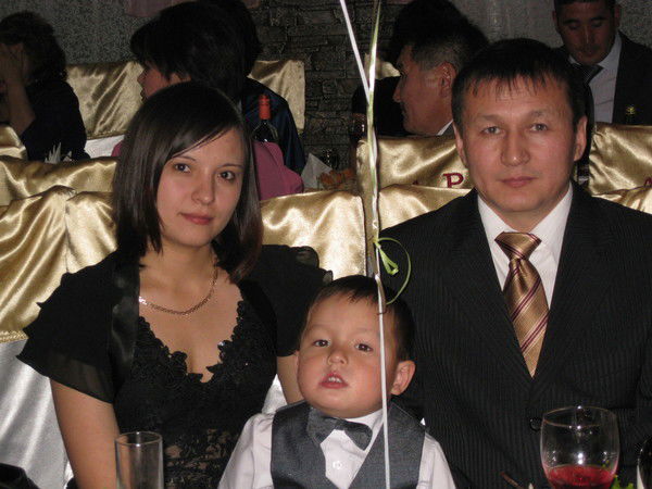 Настя Ахметова