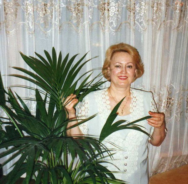 Лариса Шуринская