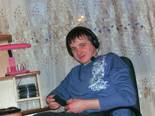 Александр Максимов