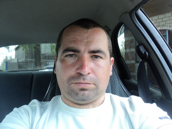 Юрий Левченко