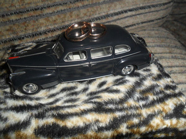 Александр Непомнящий