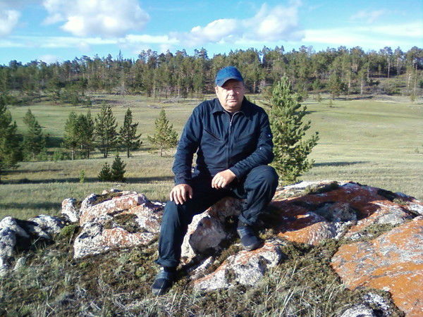 Виктор Михайлов