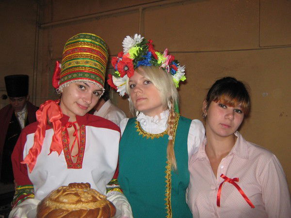 Таки Аннуshка Же