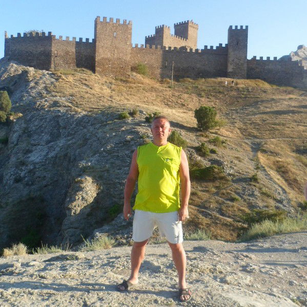 Мансур Музафаров