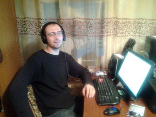 Антон Вакурин