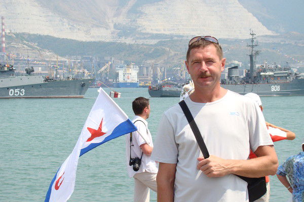 Влад Лазарев