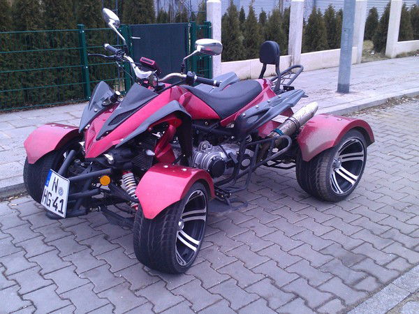 Иван Петров