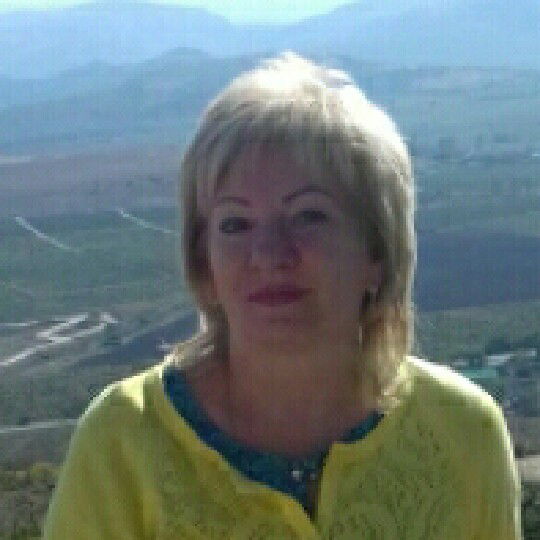 Елена Ушканова