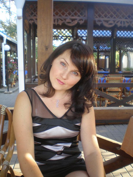 Лена Цыбина