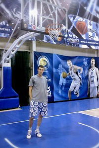 Паша Древаль