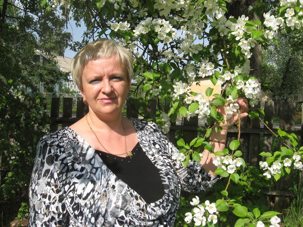 Марина Емельянова