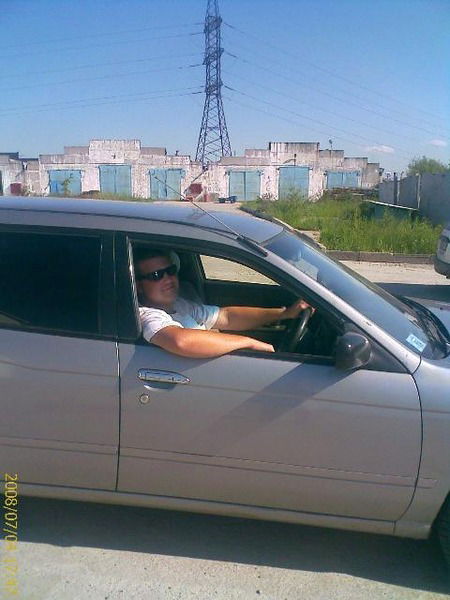 Андрей Карнаухов