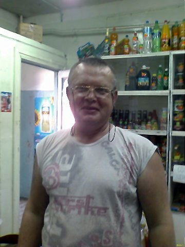 Евгений Старков