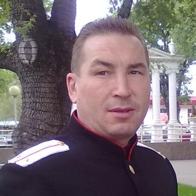 Александр Кузнецов