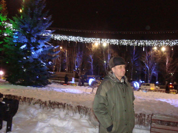 Александр Баканов