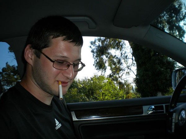 Леон Эбжноу