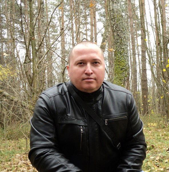 Илья Горячев